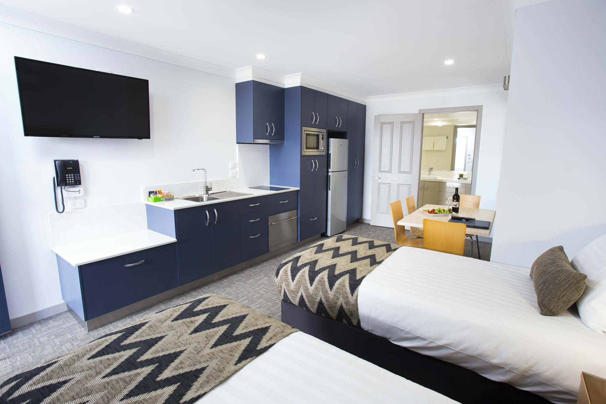 Altitude Motel Apartments Тувумба Екстер'єр фото